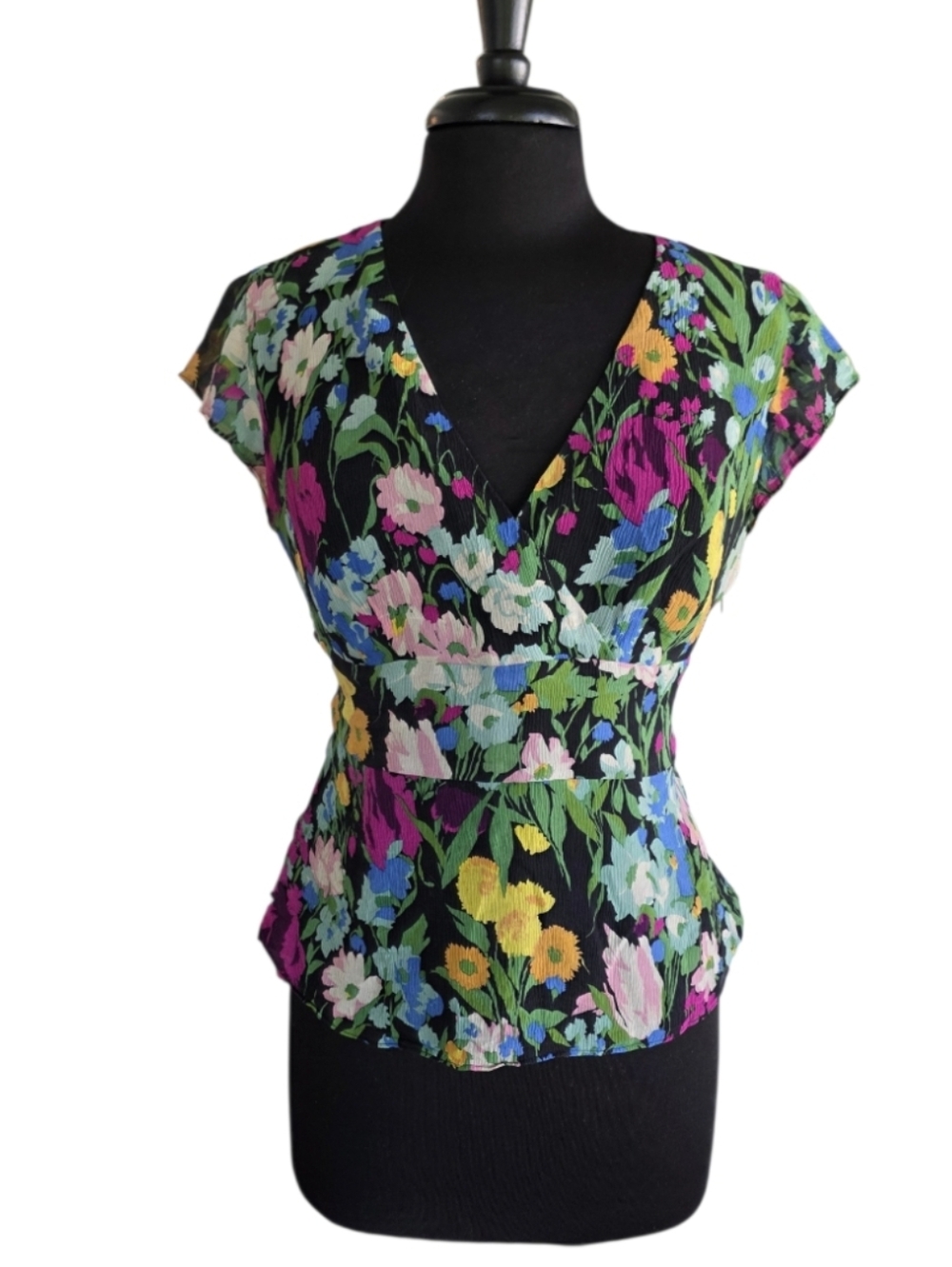 Vintage Y2K Harold's Silk Top Black Floral V-Neck Peplum Blouse